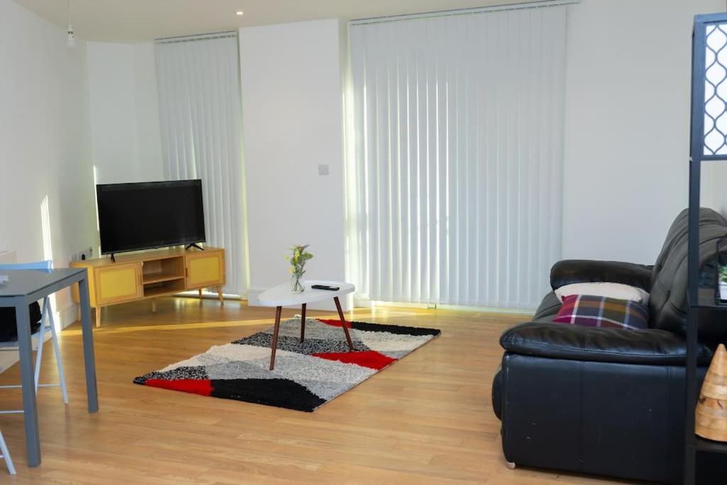 1 Bed Luxury Comfortable Apt 伦敦 外观 照片